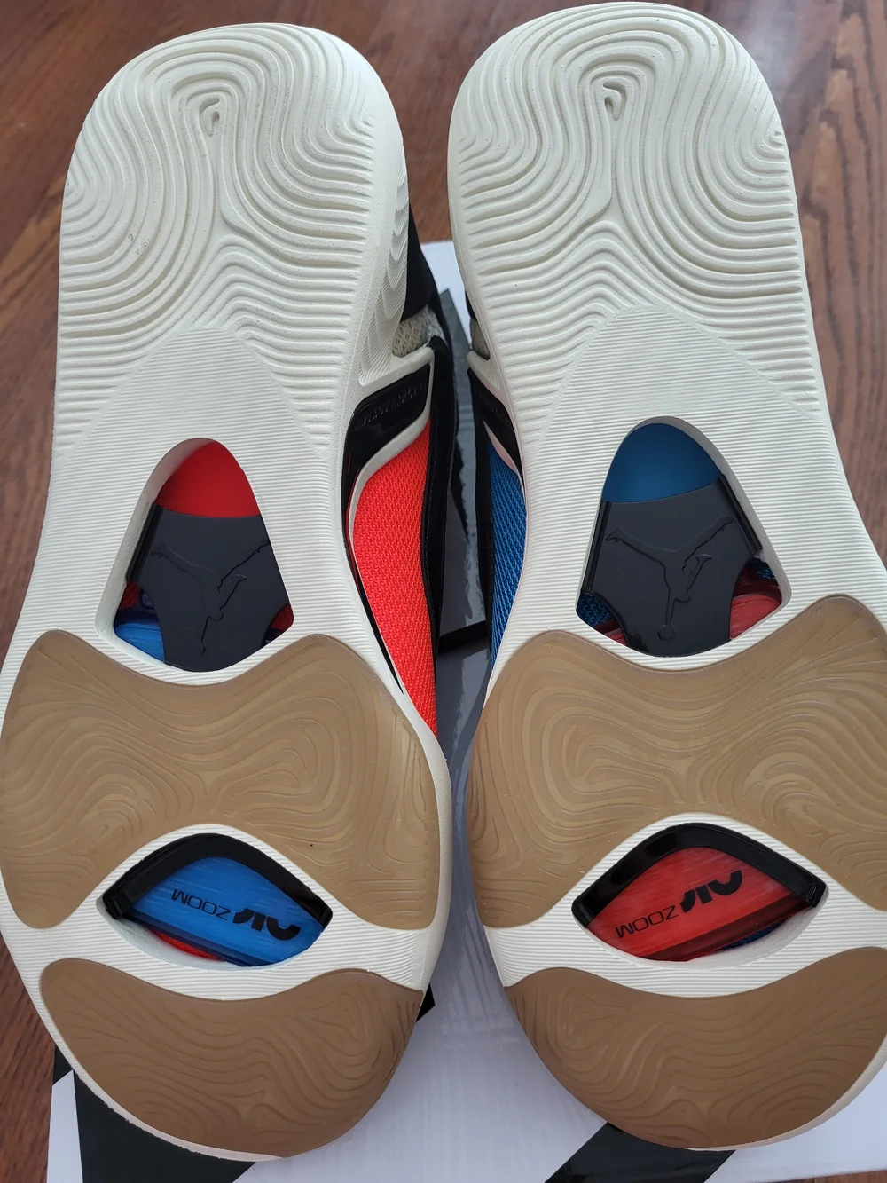 Jordan Tatum 1 Men's 9.5 Low-Top Sneakers in Cream and Black